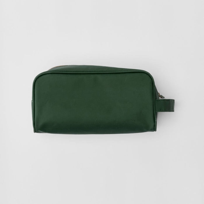 photo of the Dopp Kit in Hunter Green