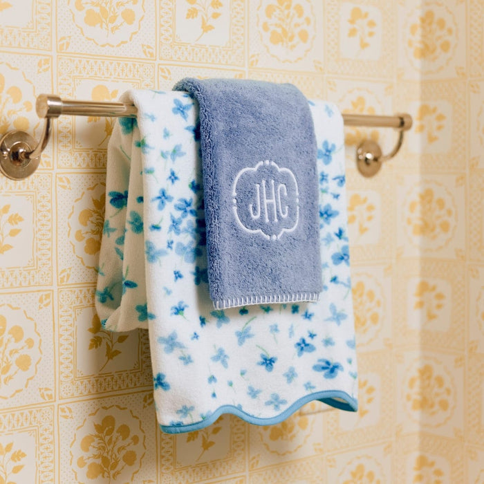 Floral Scallop Bath Towel