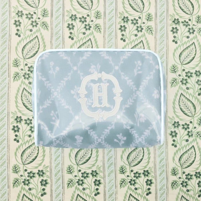 photo of the large patterned toiletry bag archive in Blue Trellis with applique