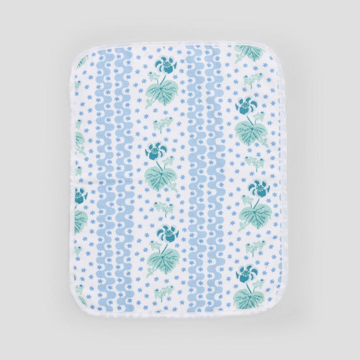 Lulie Wallace x Weezie Powder Bath Towel