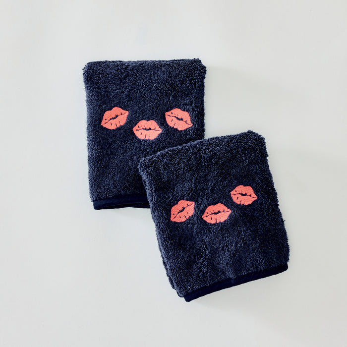Coral Kiss / No Embroidery