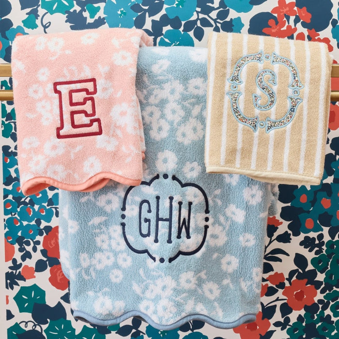 Patterned Scallop Bath Towel