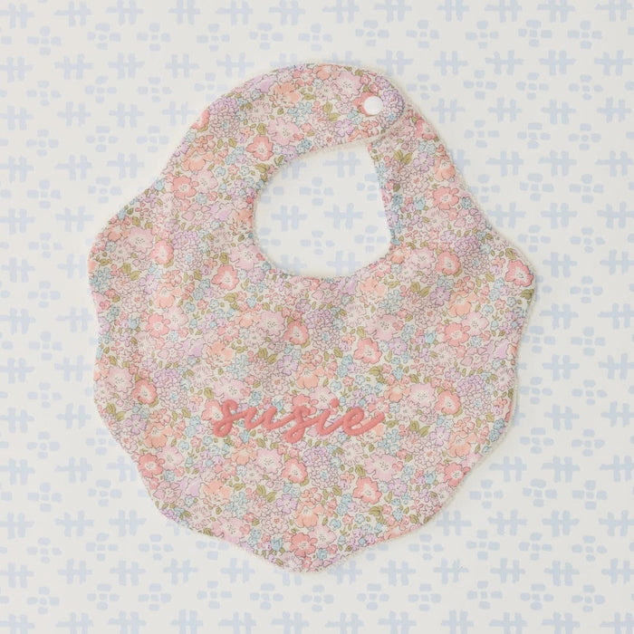 Scallop Bib