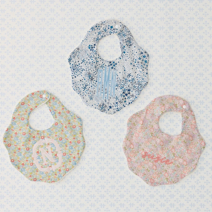 Scallop Bib