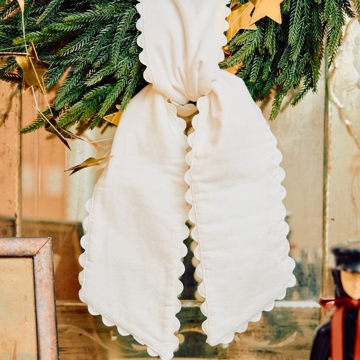 Scallop Sash