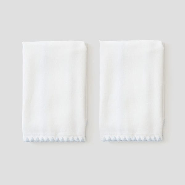 Light Blue on White / No Embroidery