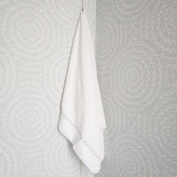 Wave Embroidered Bath Towel